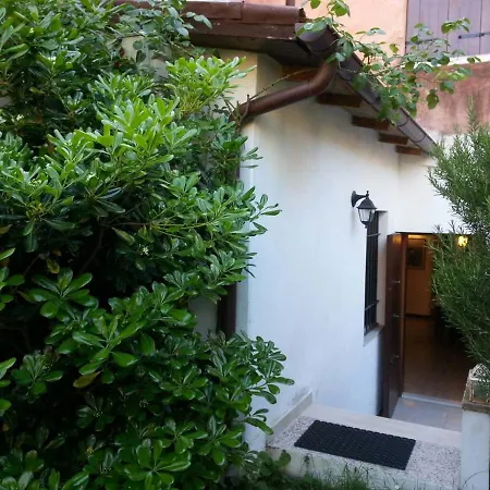 아파트 Paradiso Ca' Giulia