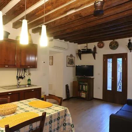 Paradiso Ca' Giulia Apartman Velence
