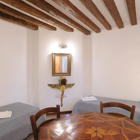 Paradiso Ca' Giulia Apartmán